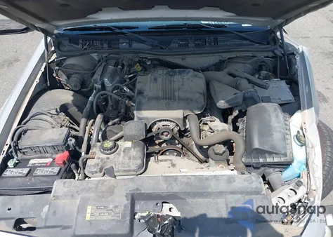 2010 Mercury Grand Marquis Ls (Fleet Only) из США, поврежденный, VIN 2MEBM7FV3AX630122